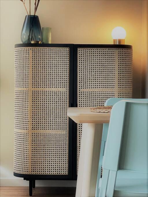 The Pas.Coe - A Stylish 1 Bedroom Unit With Free Parking. Мелбърн Екстериор снимка