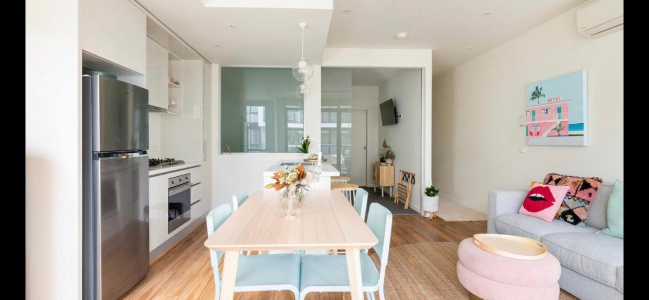 The Pas.Coe - A Stylish 1 Bedroom Unit With Free Parking. Мелбърн Екстериор снимка