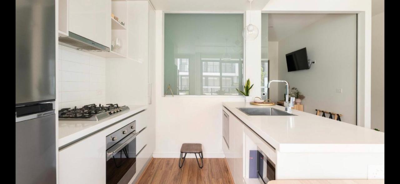 The Pas.Coe - A Stylish 1 Bedroom Unit With Free Parking. Мелбърн Екстериор снимка